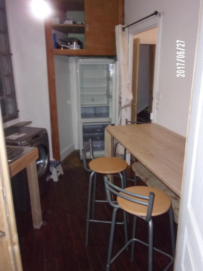Logement Proche De Tout Saint-Laurent-de-Neste Exterior foto